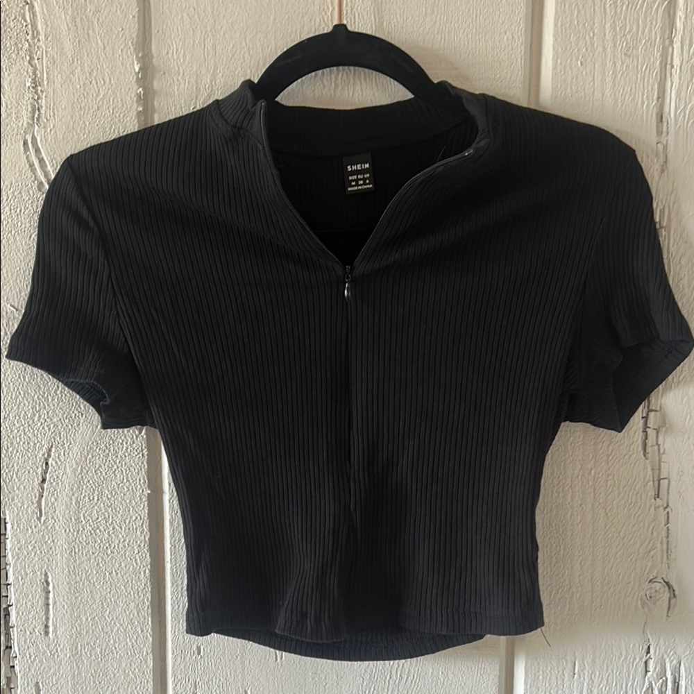 SHEIN Black Fitted Crop Top with Mandarin Collar